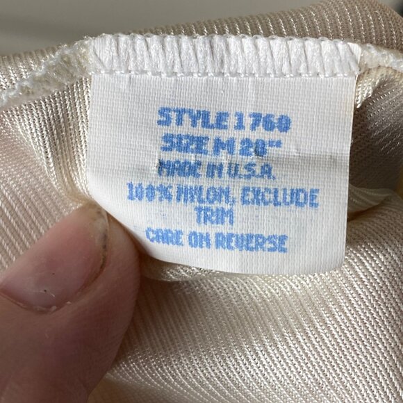 Vintage Ivory Nylon Lace Trimmed Hem 28 Inch Long Half Slip Size M USA Made - Picture 5 of 7